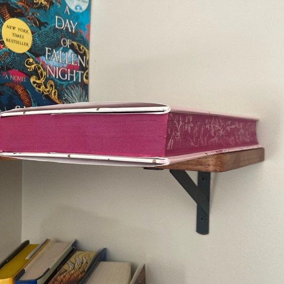 It Ends With Us - Collectors Edition - custom sprayed edges - Picture 3 of 4